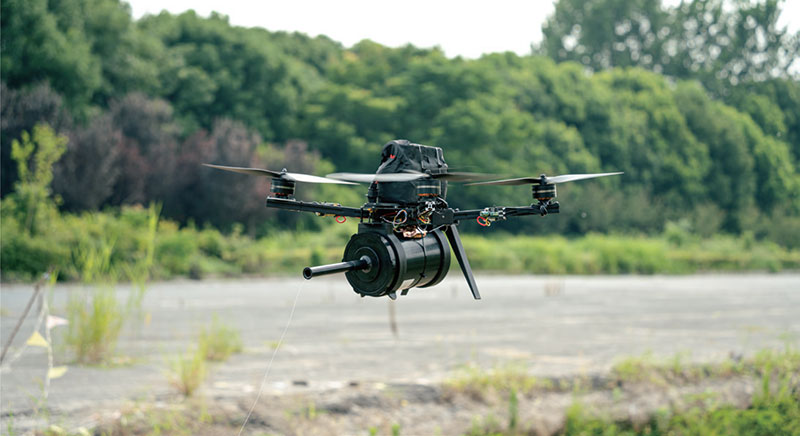 Fiber-Optic UAVs: Kabelová revoluce v letu proti rušení